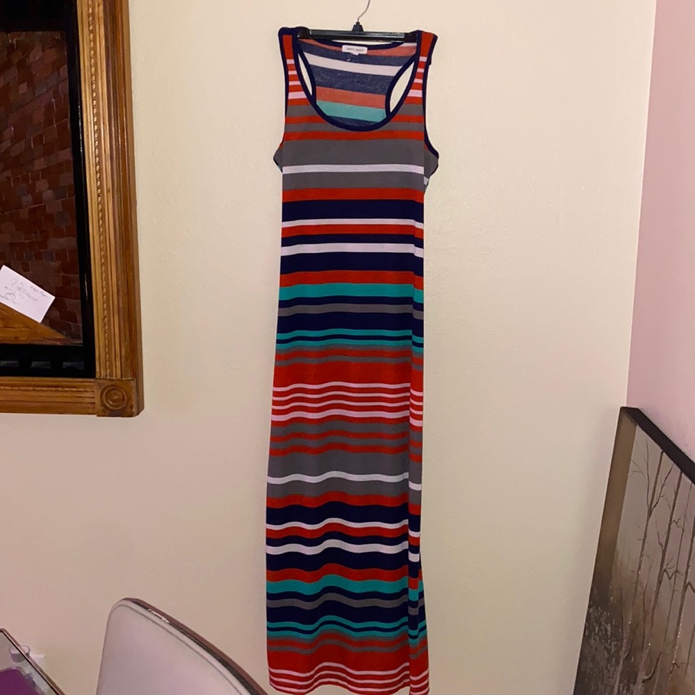 Active Basic Maxi Dress - Picture 8 of 9